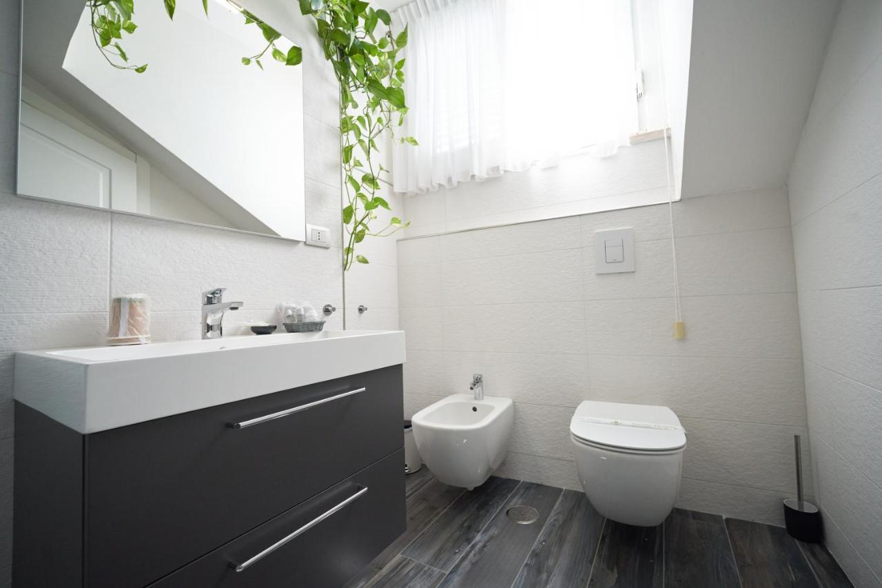B&B Milleduecento Luxury Room Salerno Buitenkant foto