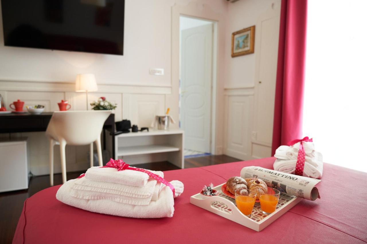 B&B Milleduecento Luxury Room Salerno Buitenkant foto